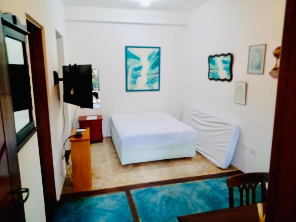 Com Ar + Frigobar+ Tv Sky Ubatuba