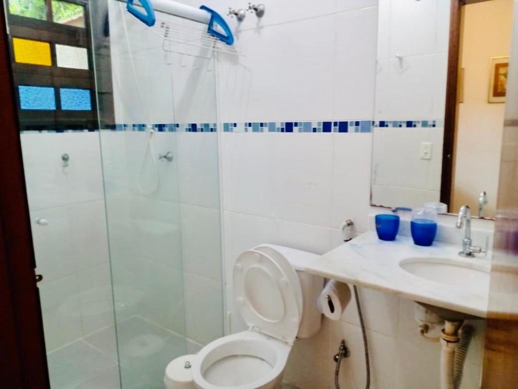 Com Ar + Frigobar+ Tv Sky Homestay Ubatuba